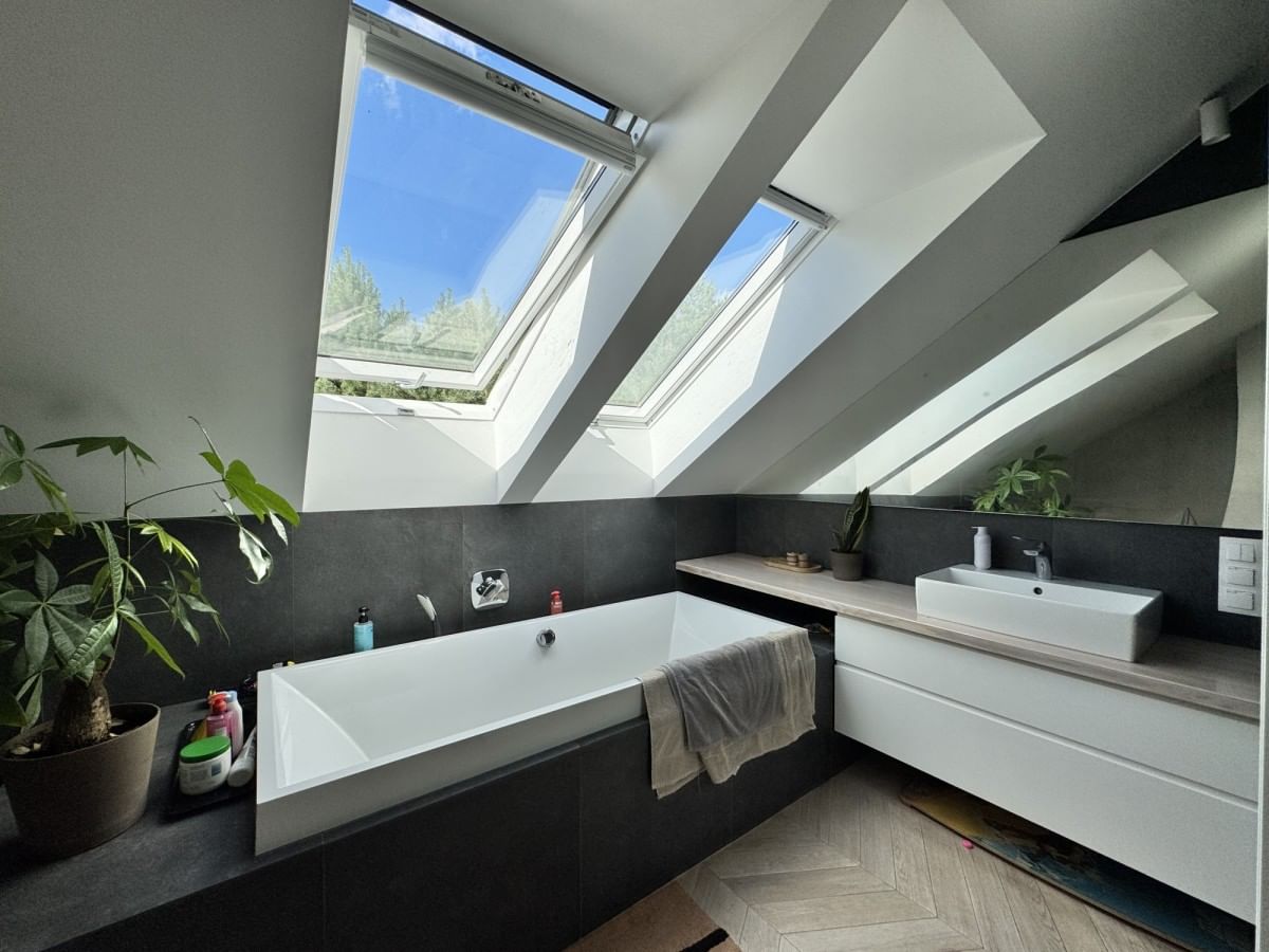 Dom 7 pokojowe na Sprzedaż