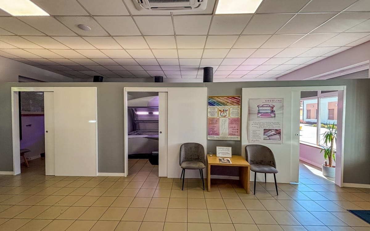 Lokal użytkowy  pokojowe na Sprzedaż