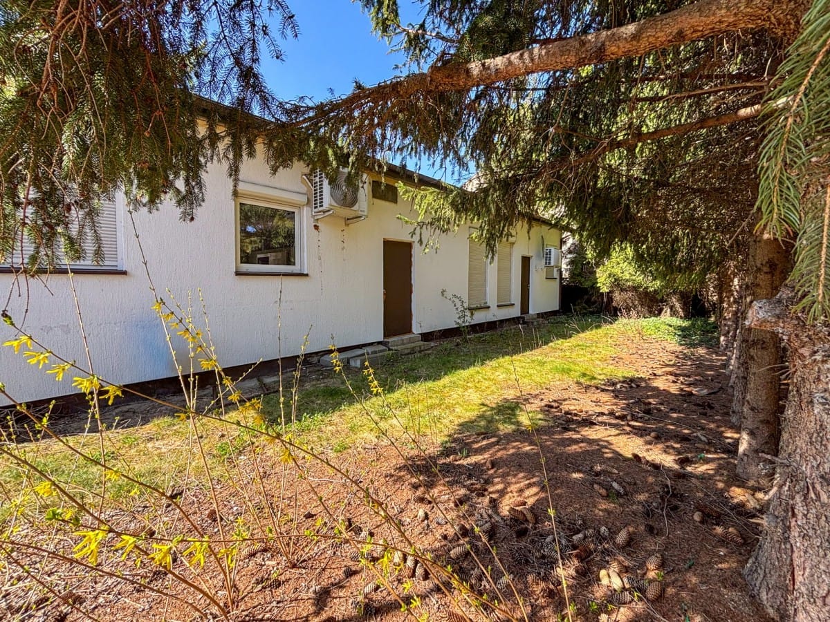 Lokal użytkowy  pokojowe na Sprzedaż