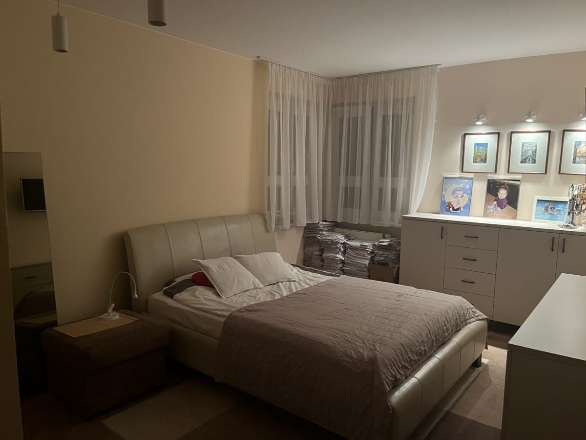 Mieszkanie 4 pokojowe na Sprzedaż