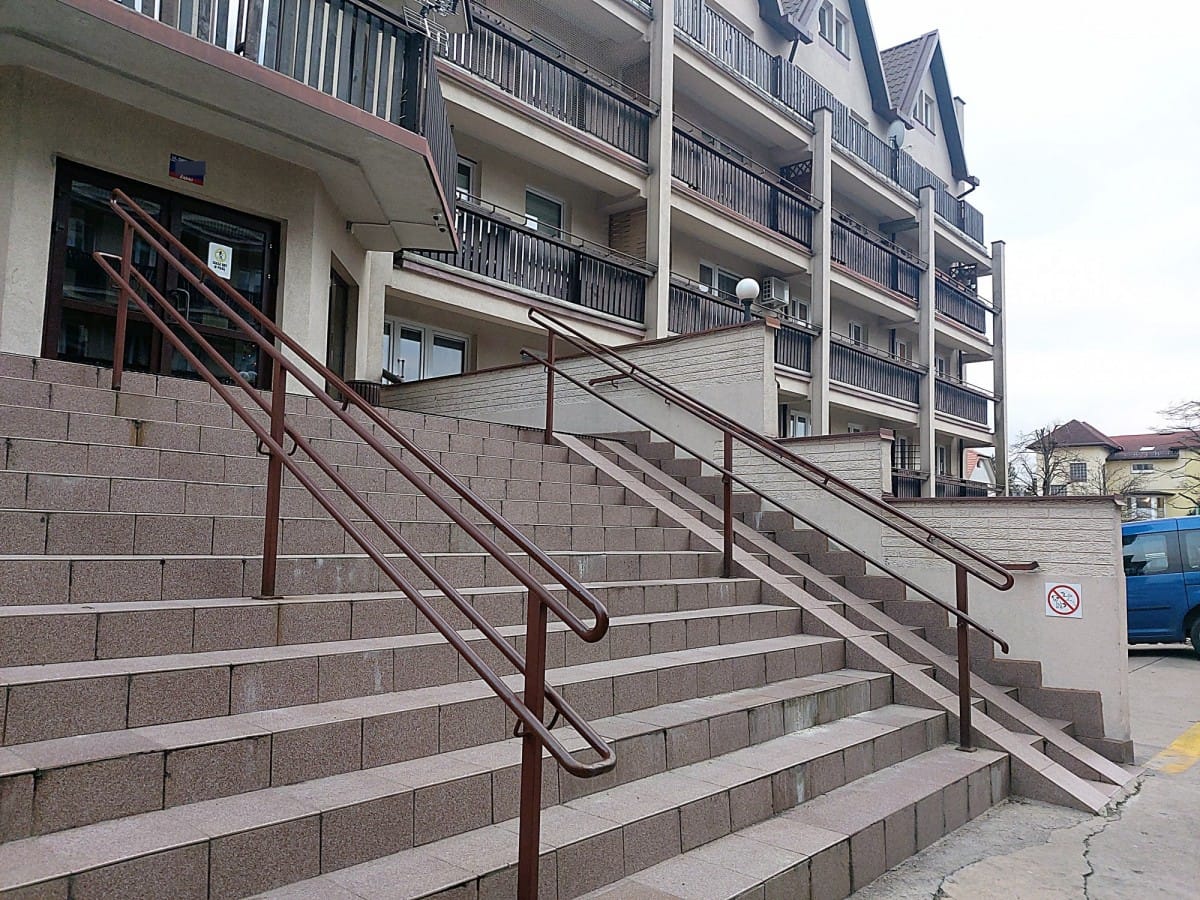 Mieszkanie 4 pokojowe na Sprzedaż