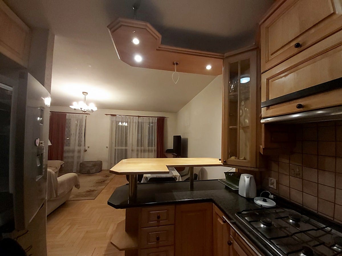 Mieszkanie 4 pokojowe na Sprzedaż