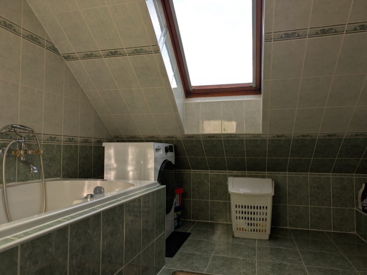 Mieszkanie 5 pokojowe na Sprzedaż