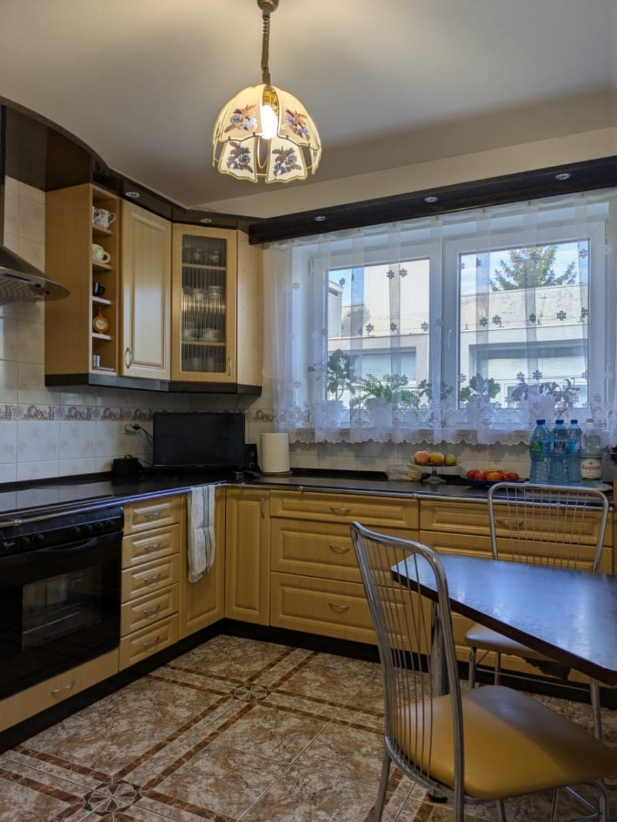 Mieszkanie 5 pokojowe na Sprzedaż