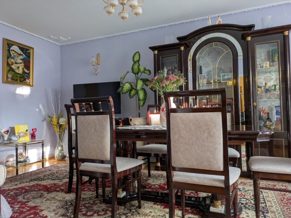 Mieszkanie 5 pokojowe na Sprzedaż