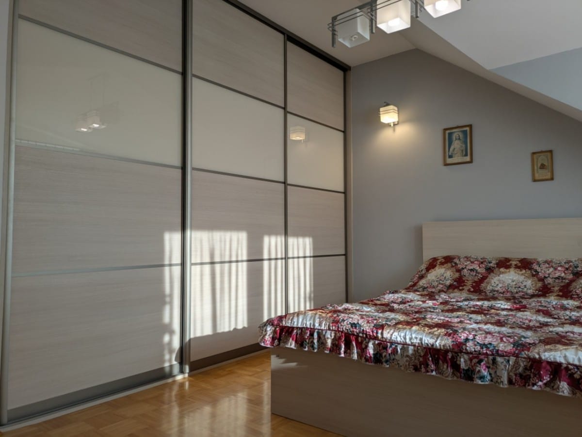 Mieszkanie 5 pokojowe na Sprzedaż