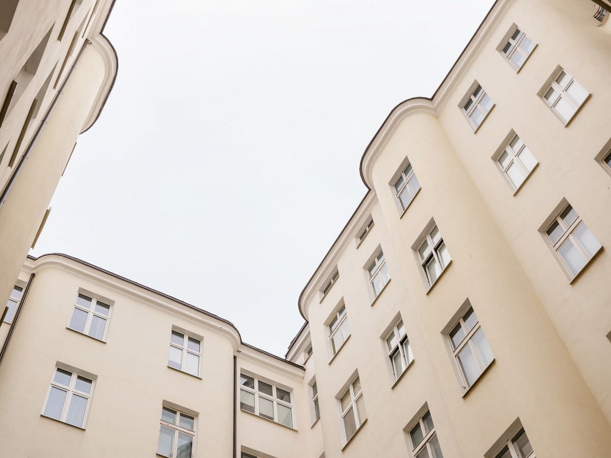 Lokal użytkowy  pokojowe na Sprzedaż