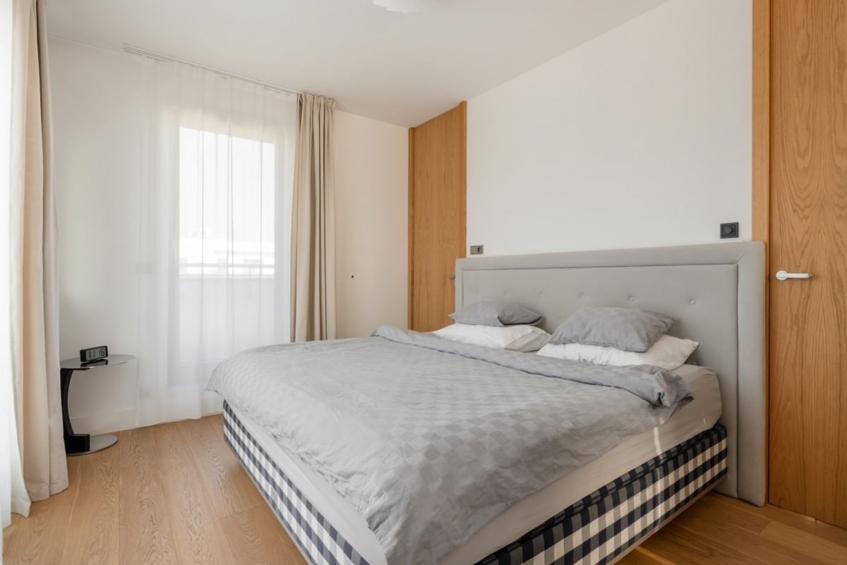 Dom 5 pokojowe na Sprzedaż