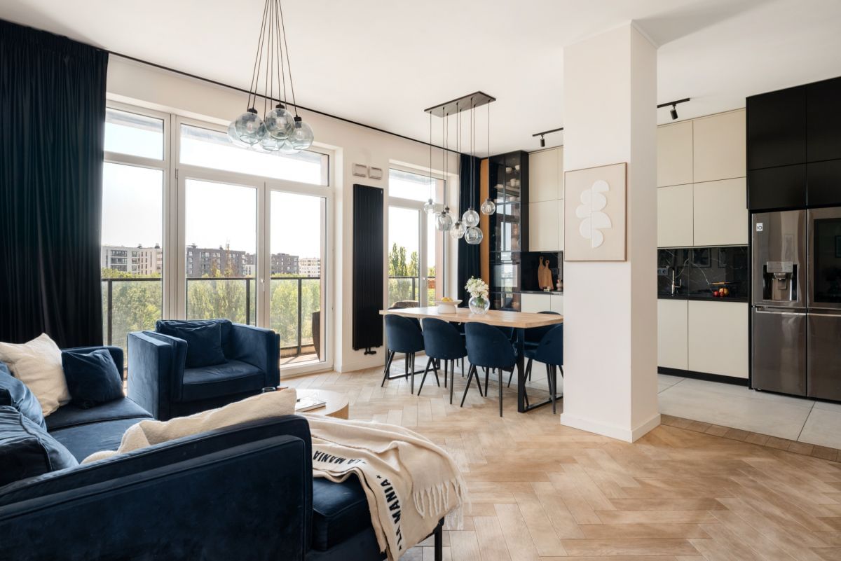 Mieszkanie 4 pokojowe na Sprzedaż