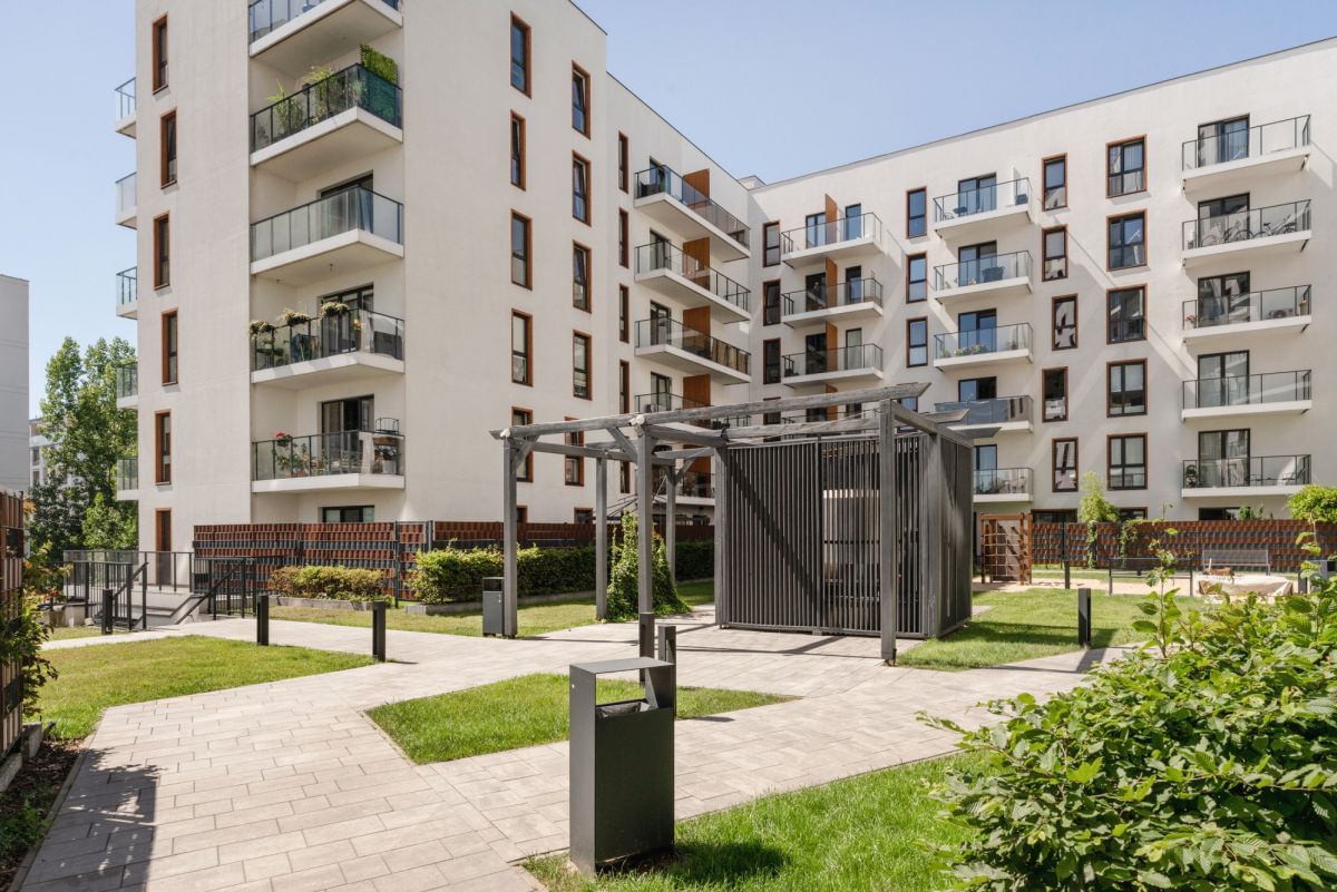 Mieszkanie 4 pokojowe na Sprzedaż