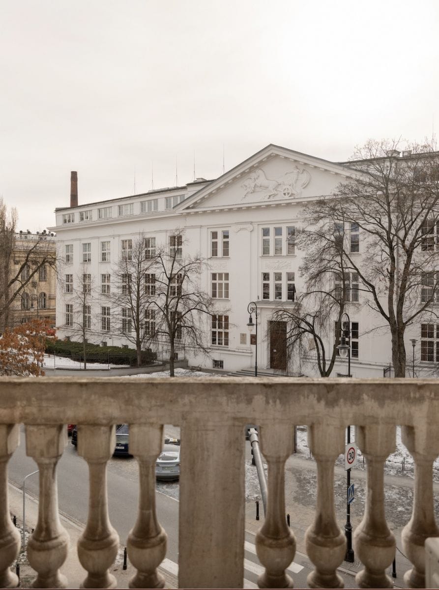 Mieszkanie 4 pokojowe na Sprzedaż