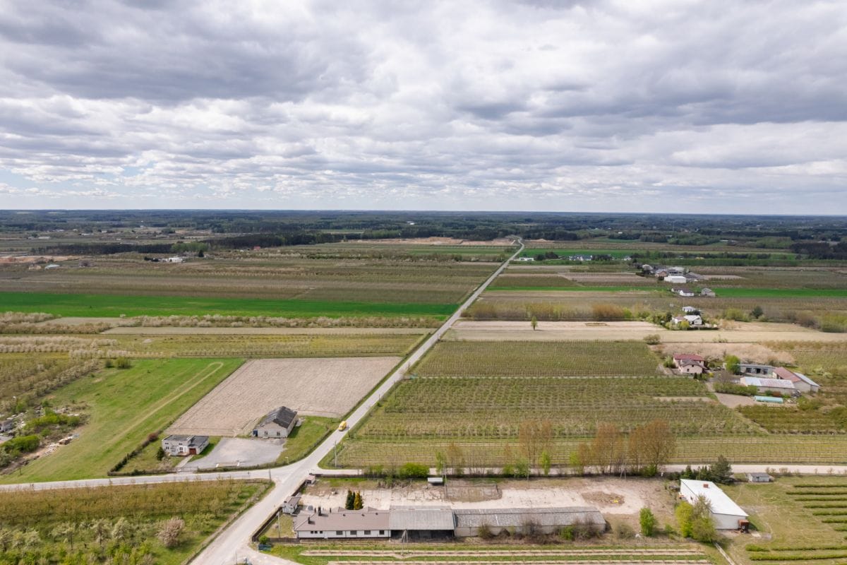 Działka  pokojowe na Sprzedaż