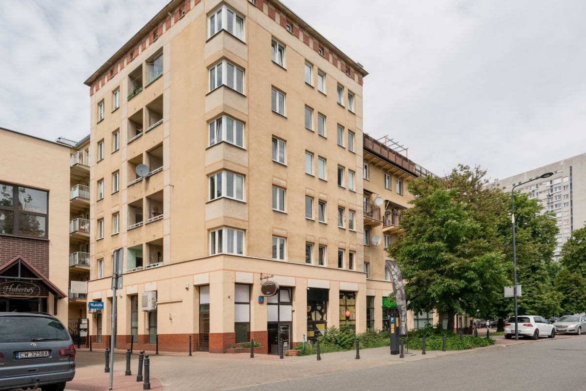 Lokal użytkowy  pokojowe na Sprzedaż