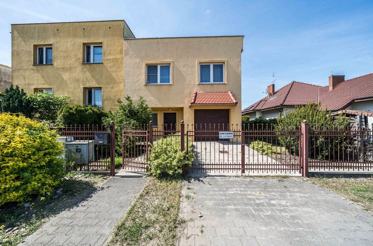 Dom 6 pokojowe na Sprzedaż