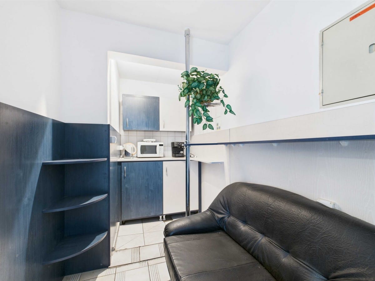 Lokal użytkowy  pokojowe na Sprzedaż