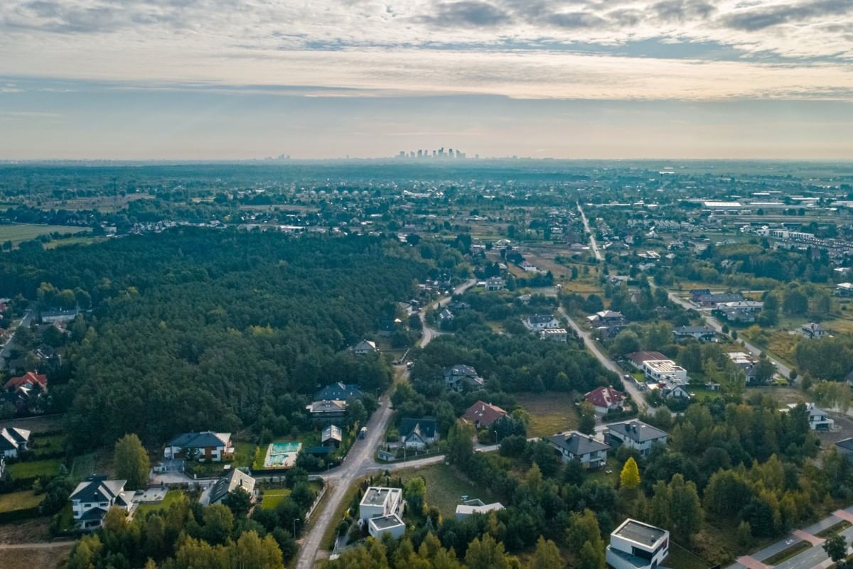 Działka  pokojowe na Sprzedaż