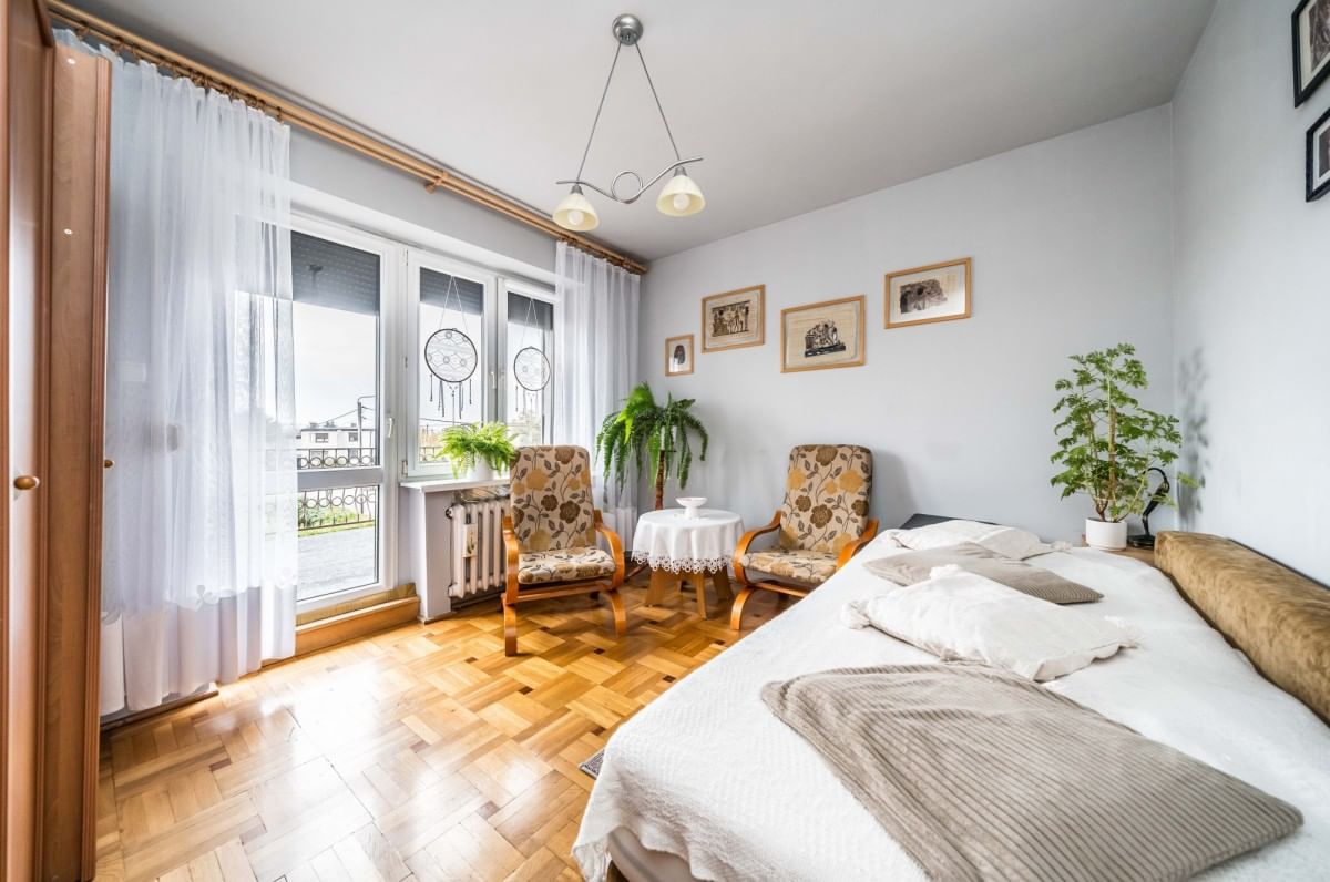 Dom 6 pokojowe na Sprzedaż