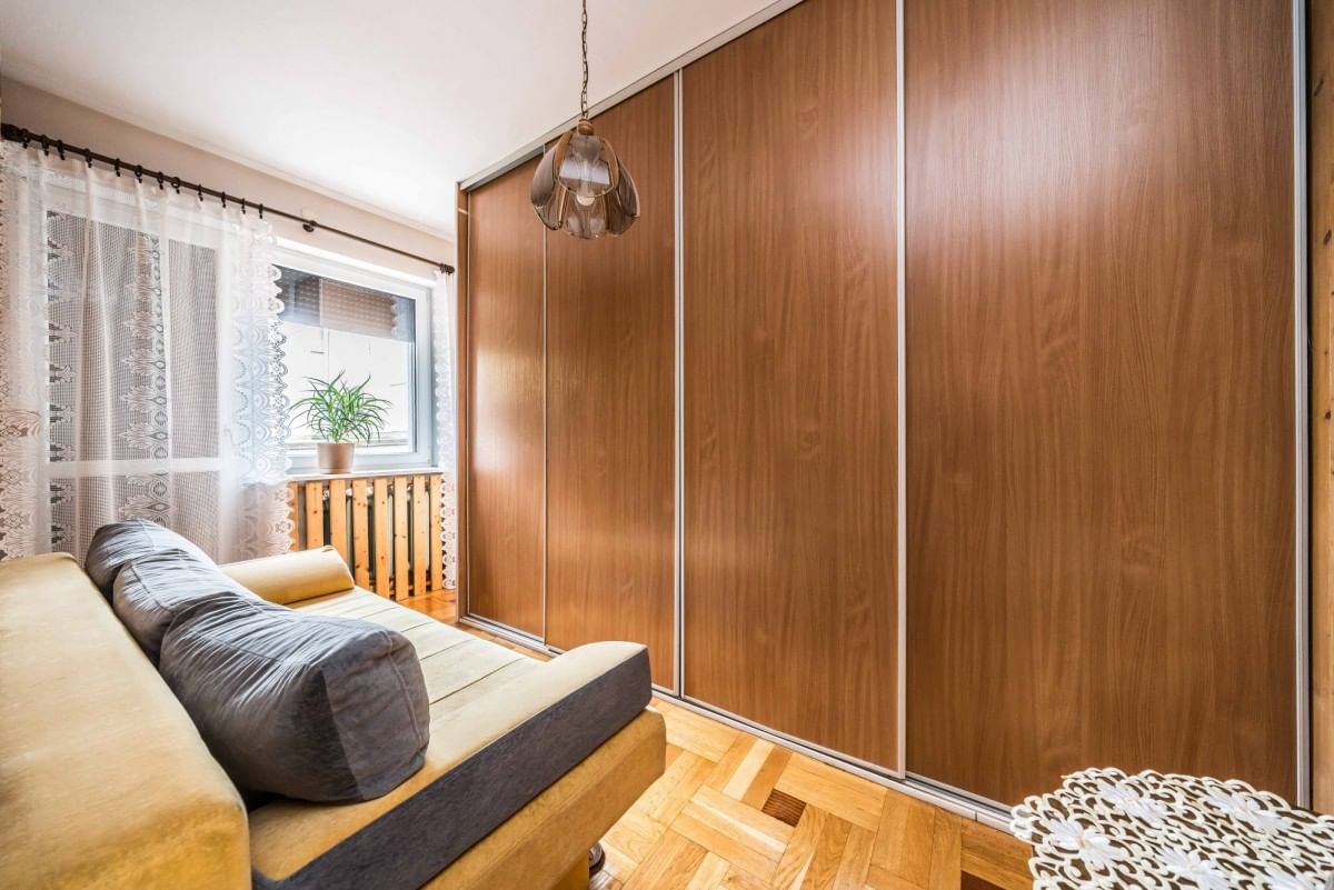 Dom 6 pokojowe na Sprzedaż