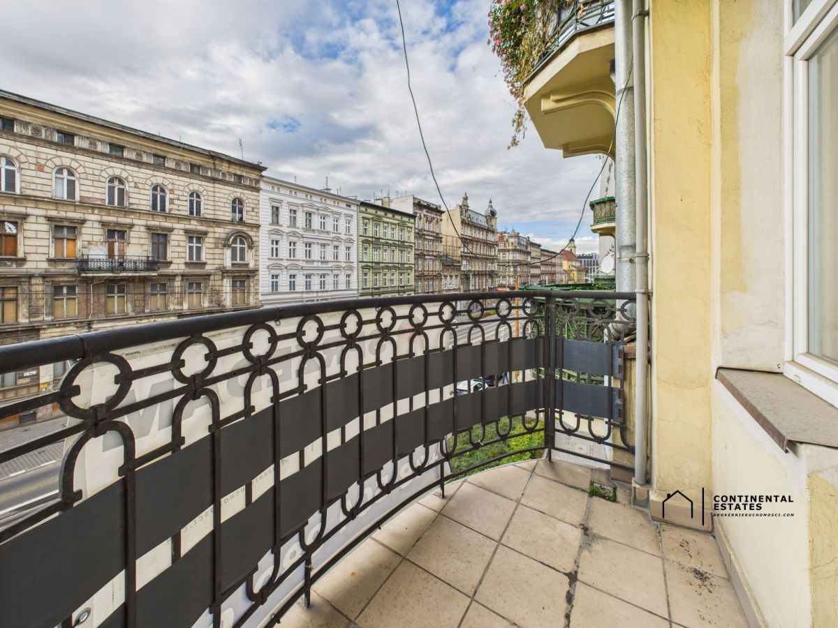 Mieszkanie 4 pokojowe na Sprzedaż