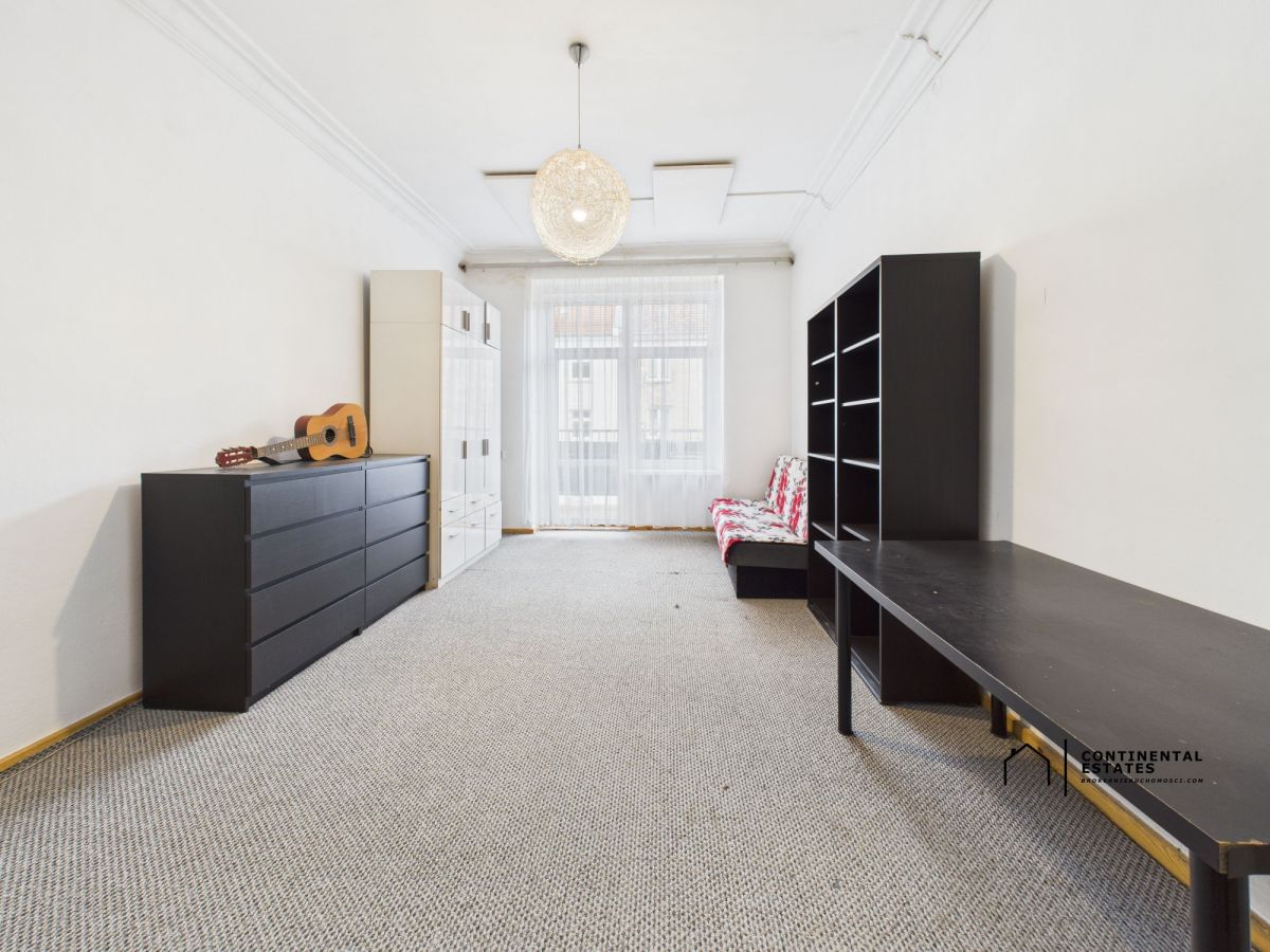 Mieszkanie 4 pokojowe na Sprzedaż