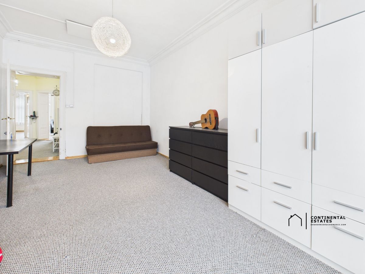 Mieszkanie 4 pokojowe na Sprzedaż