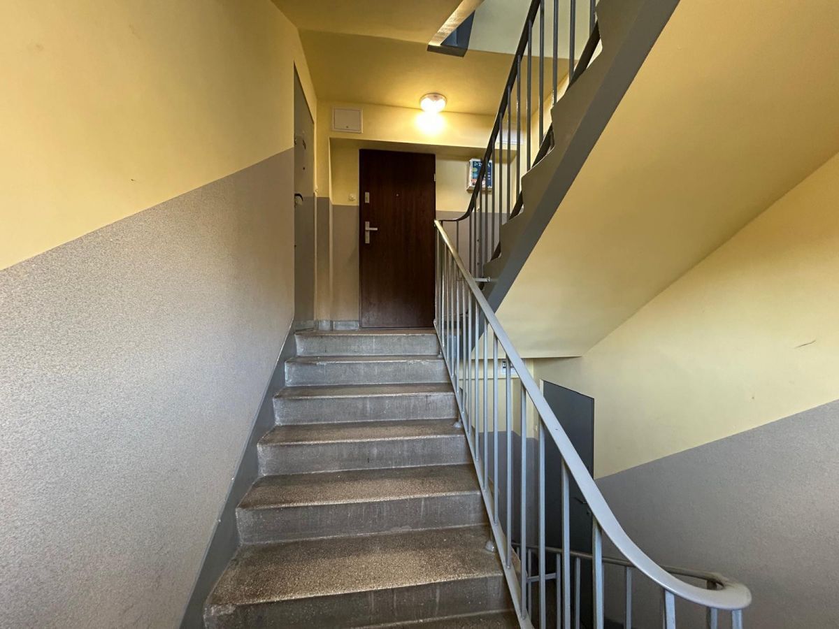 Mieszkanie 3 pokojowe na Sprzedaż