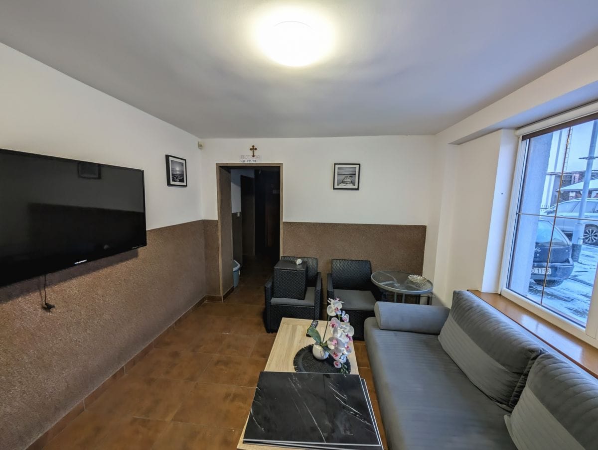 Dom 32 pokojowe na Sprzedaż