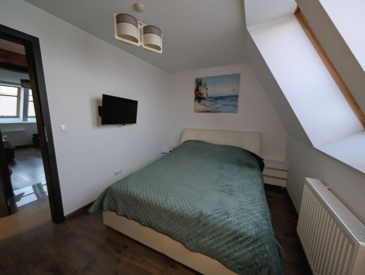 Dom 32 pokojowe na Sprzedaż