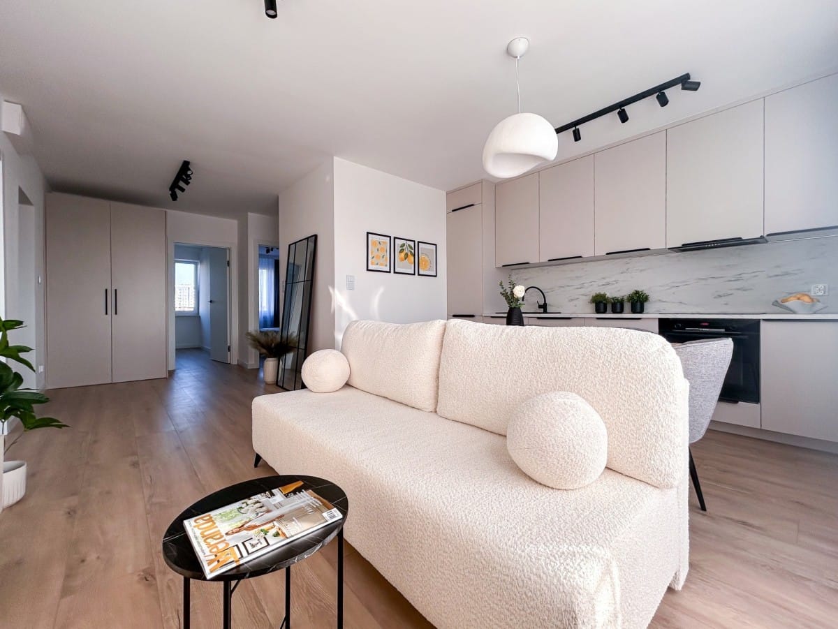 Mieszkanie 4 pokojowe na Sprzedaż