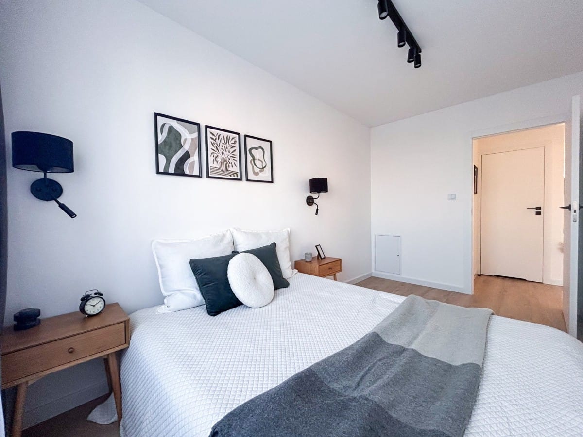 Mieszkanie 4 pokojowe na Sprzedaż