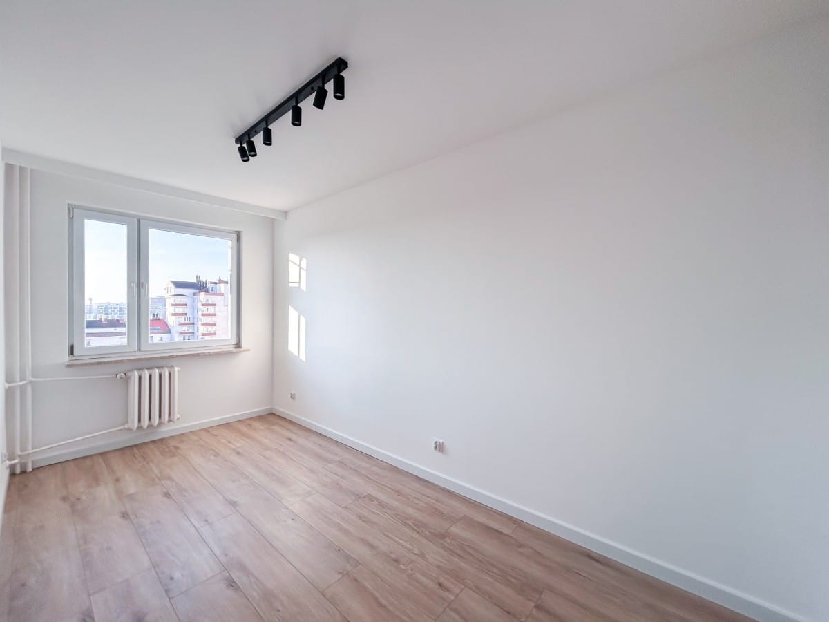 Mieszkanie 4 pokojowe na Sprzedaż