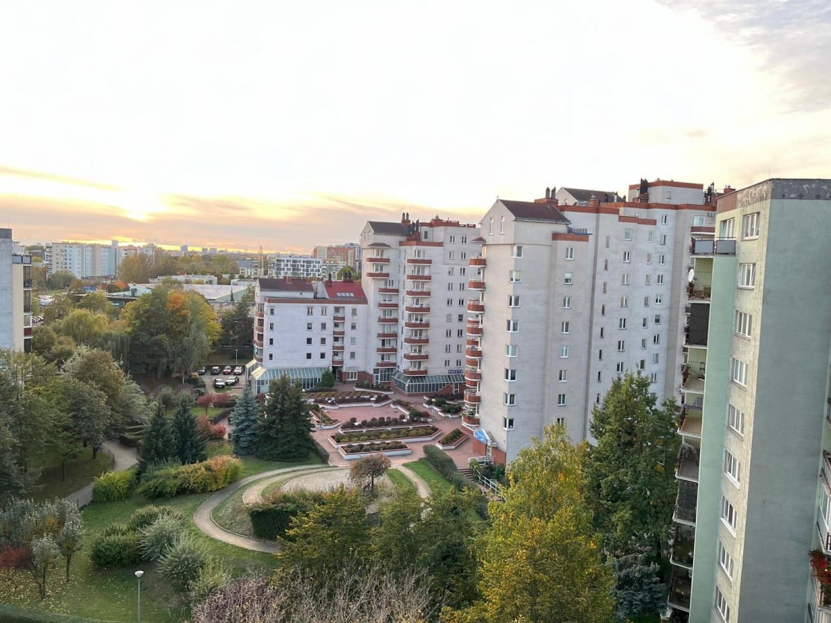 Mieszkanie 4 pokojowe na Sprzedaż