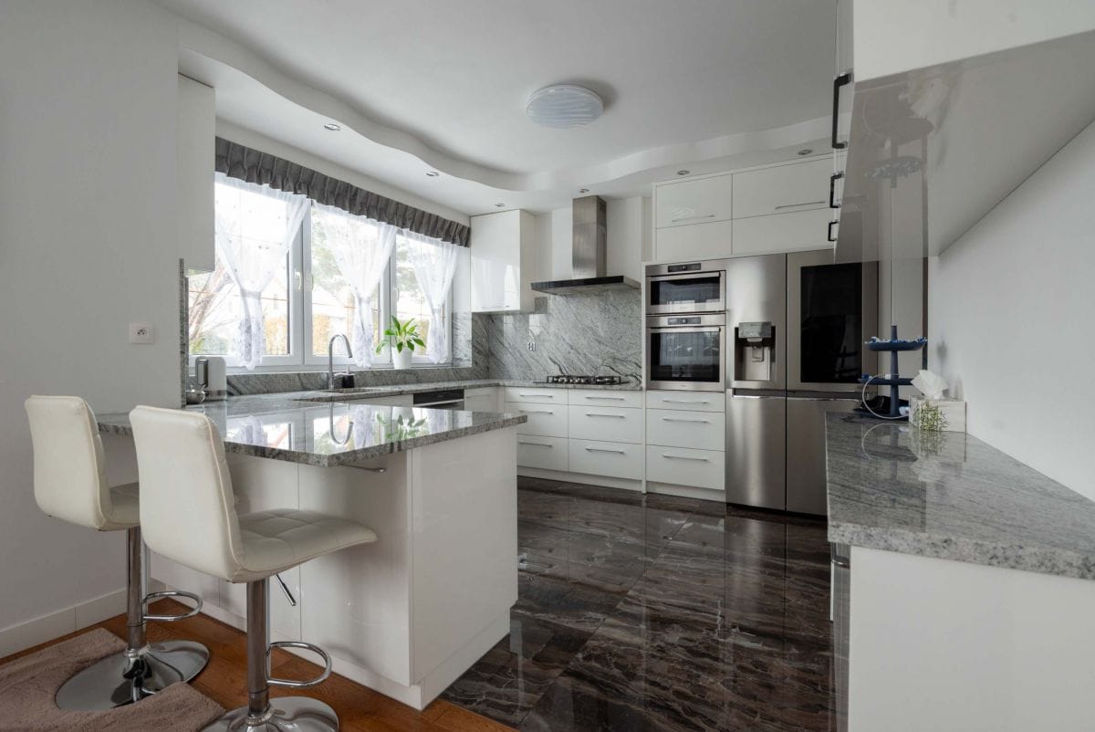 Dom 5 pokojowe na Sprzedaż