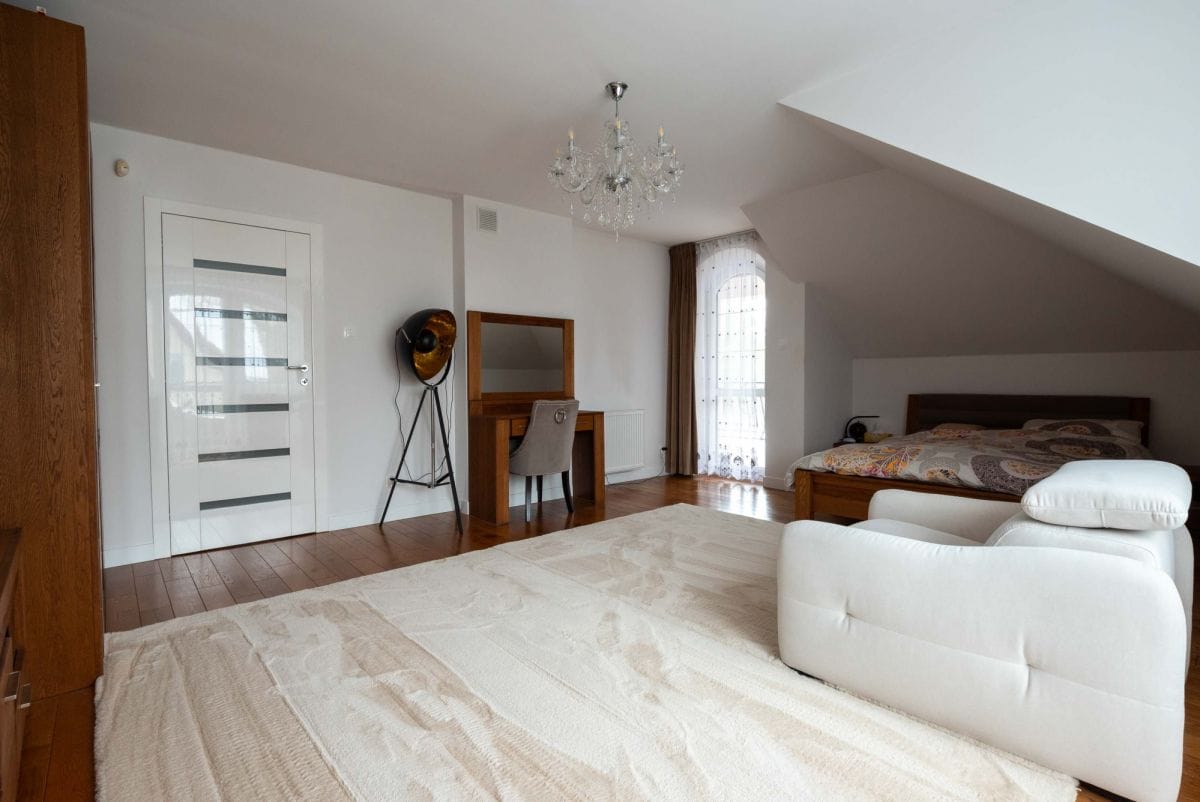 Dom 5 pokojowe na Sprzedaż