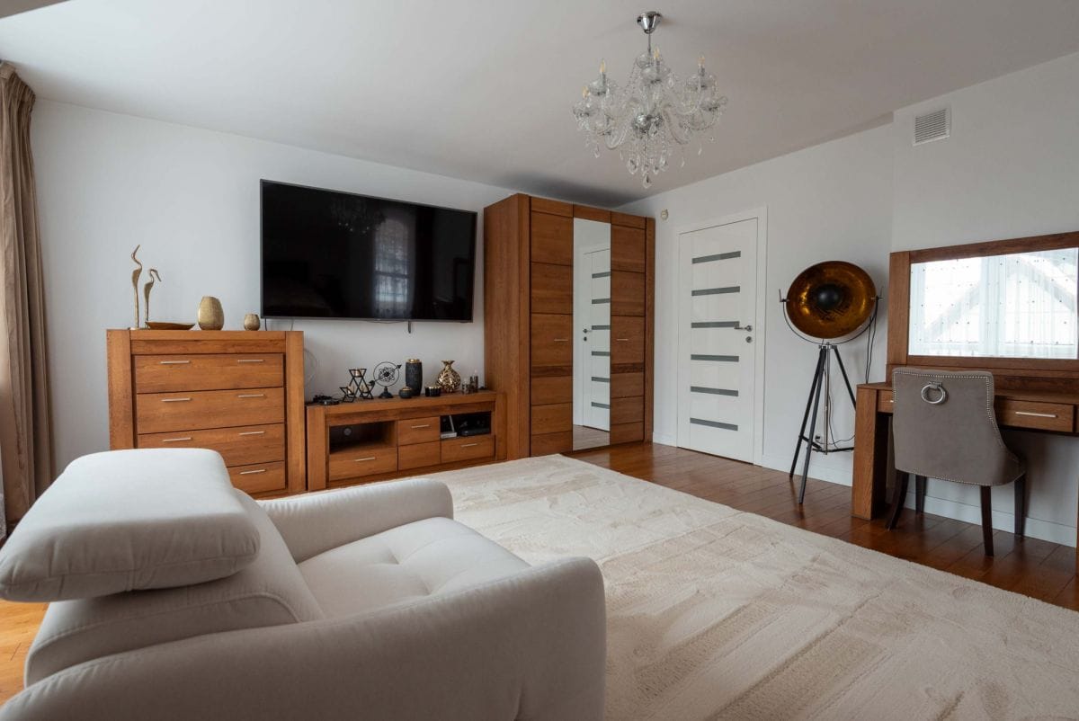 Dom 5 pokojowe na Sprzedaż