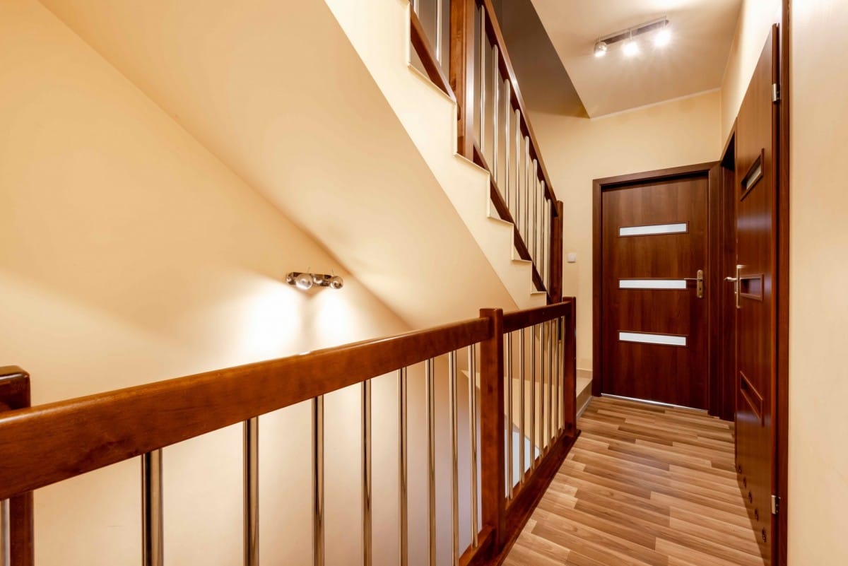 Dom 6 pokojowe na Sprzedaż