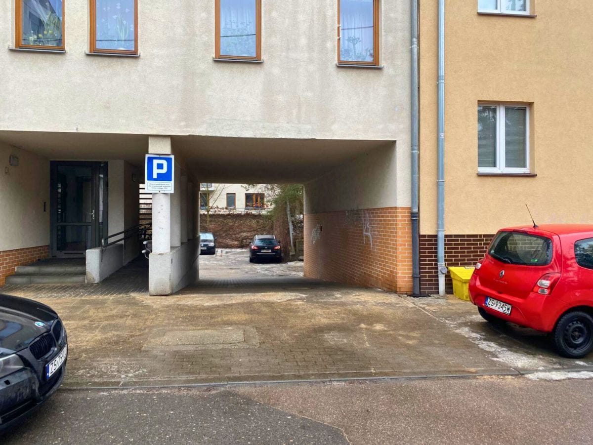 Lokal użytkowy  pokojowe na Sprzedaż