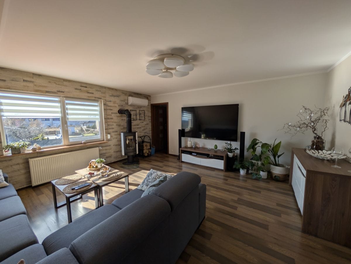 Dom 7 pokojowe na Sprzedaż