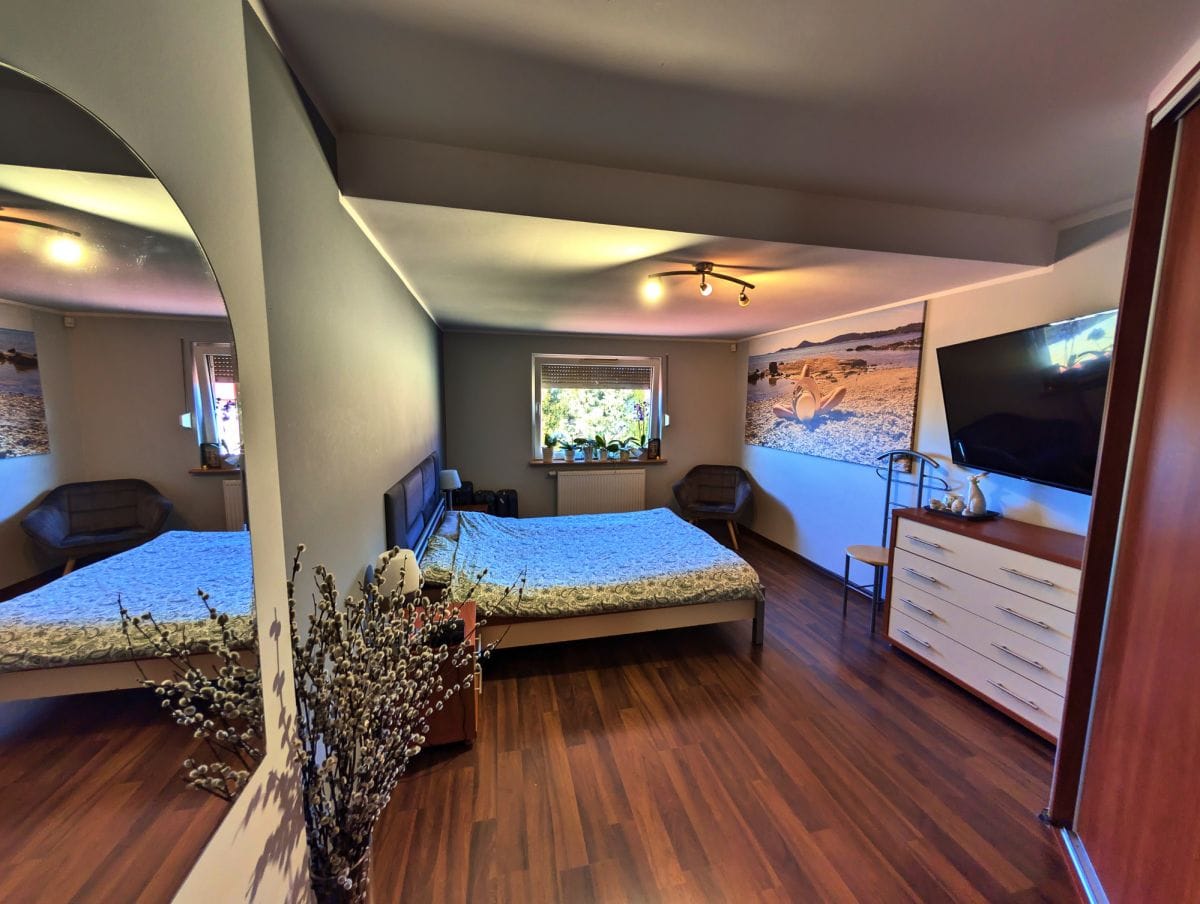 Dom 7 pokojowe na Sprzedaż