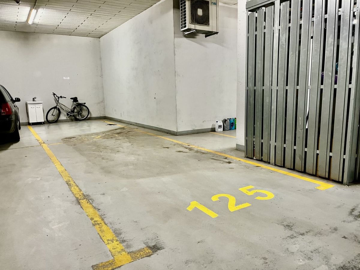 Lokal użytkowy  pokojowe na Sprzedaż