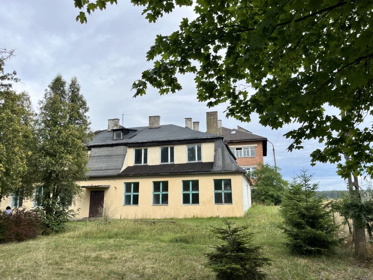 Dom 25 pokojowe na Sprzedaż