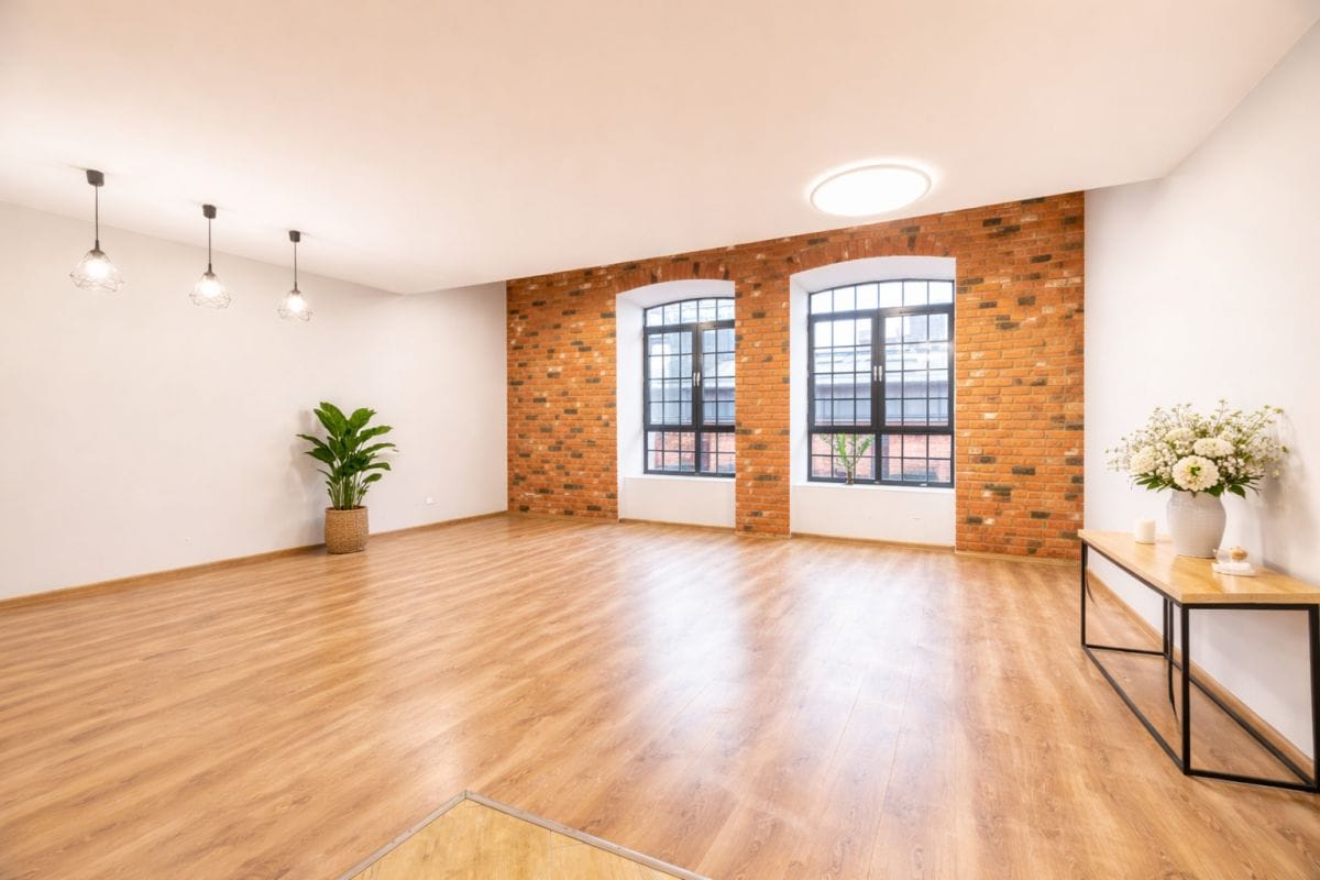 Mieszkanie 6 pokojowe na Sprzedaż