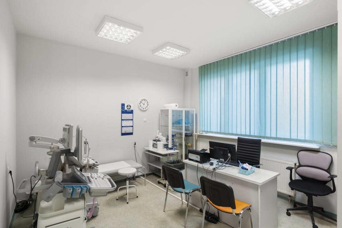 Lokal użytkowy  pokojowe na Sprzedaż