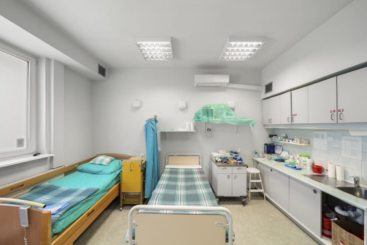 Lokal użytkowy  pokojowe na Sprzedaż