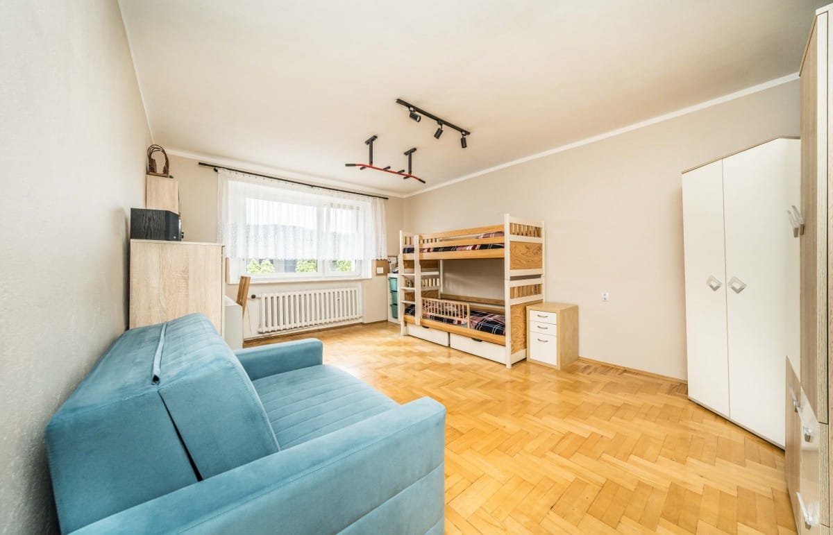 Dom 5 pokojowe na Sprzedaż