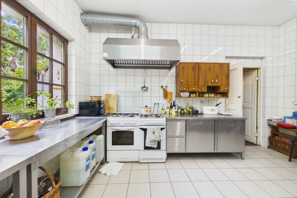 Lokal użytkowy  pokojowe na Sprzedaż