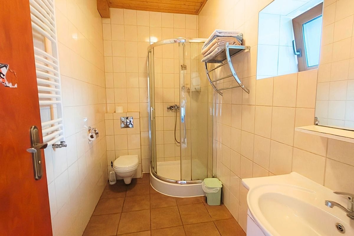 Lokal użytkowy  pokojowe na Sprzedaż