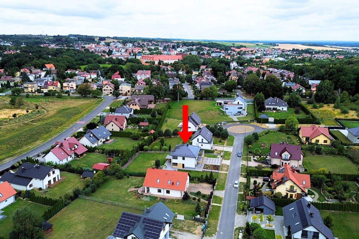 Dom 6 pokojowe na Sprzedaż