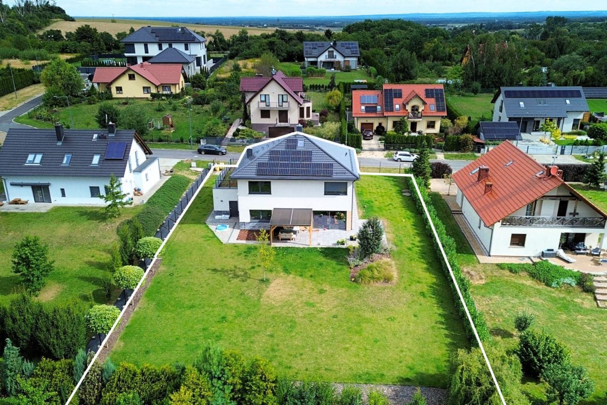 Dom 6 pokojowe na Sprzedaż