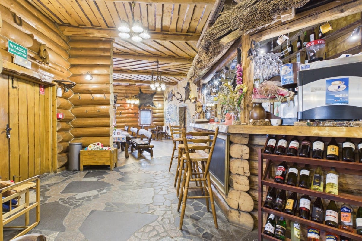 Lokal użytkowy  pokojowe na Sprzedaż